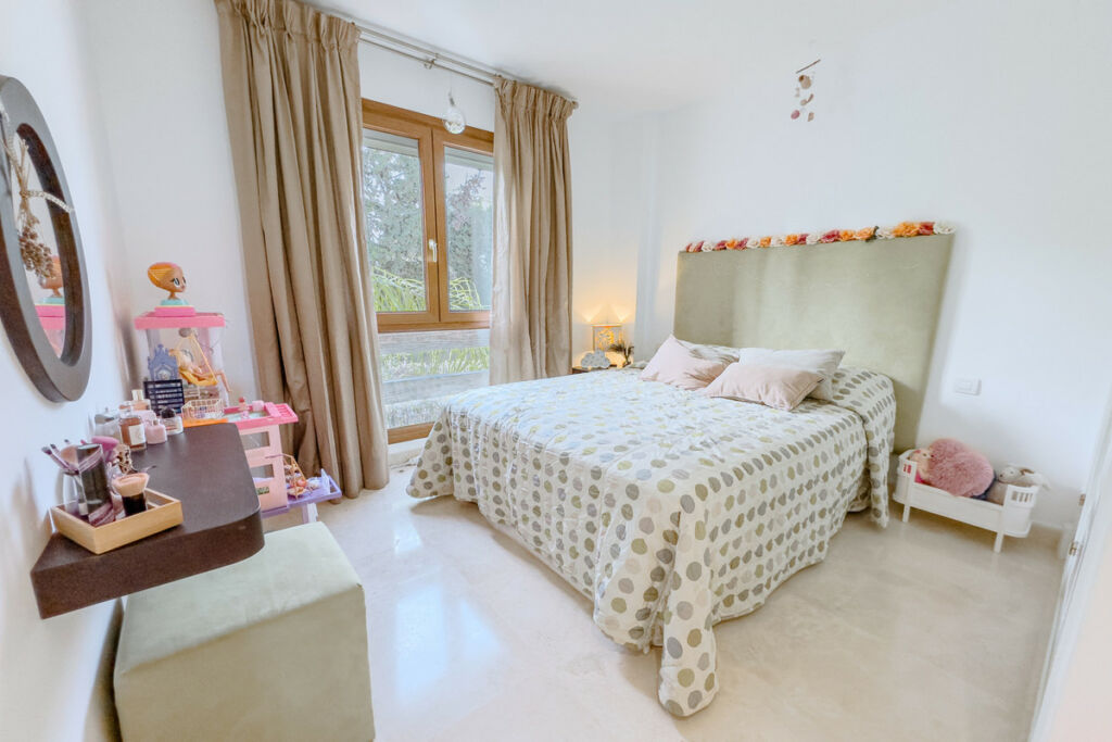Penthouse Estepona Málaga - image 23