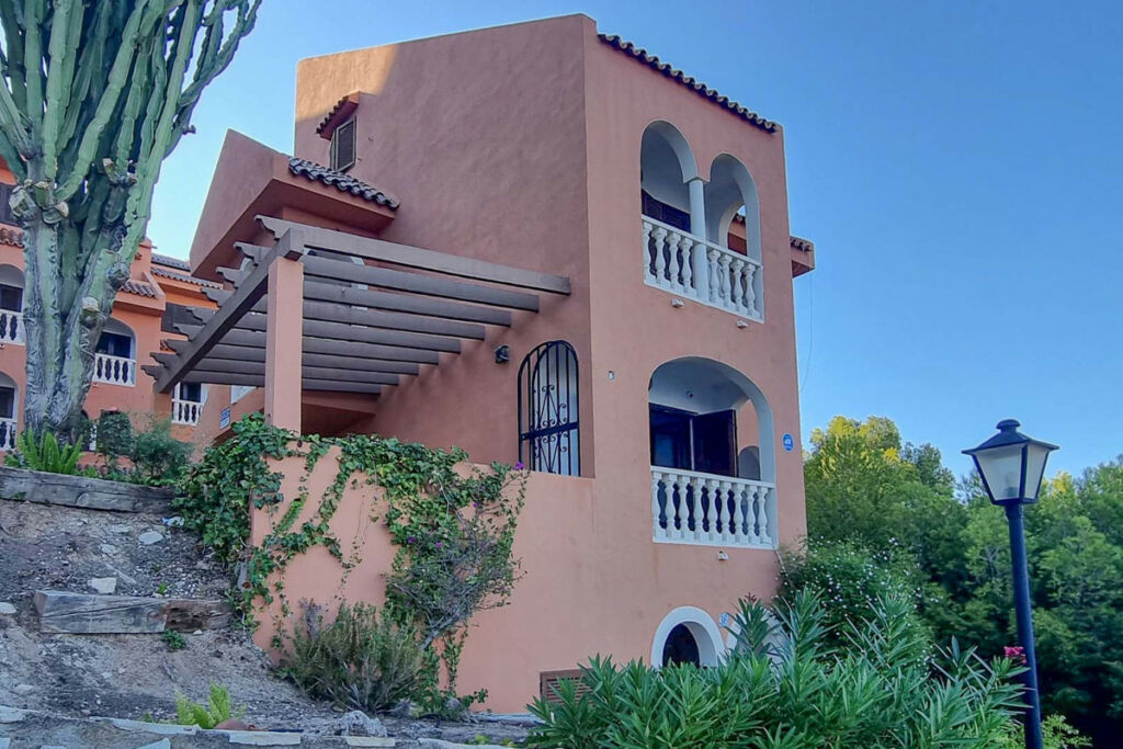 Townhouse Calpe Alicante - image 23