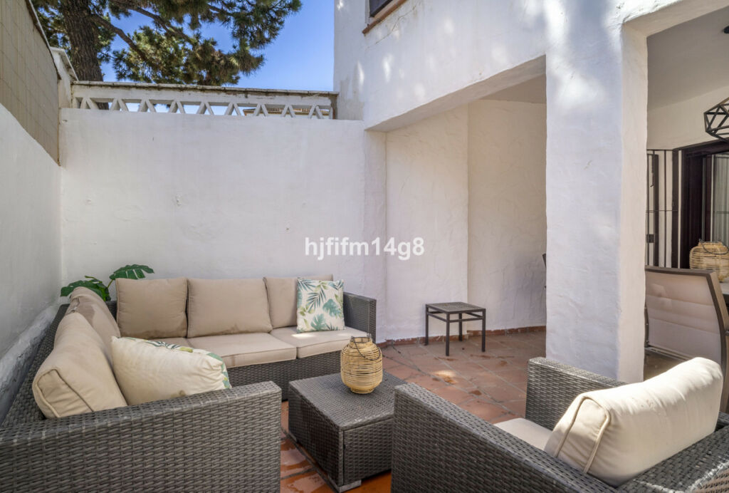 Ground Floor Apartment Nueva Andalucía Málaga - image 23