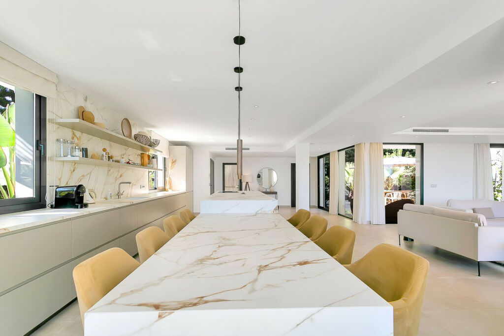 Detached Villa Cabopino Málaga - image 23