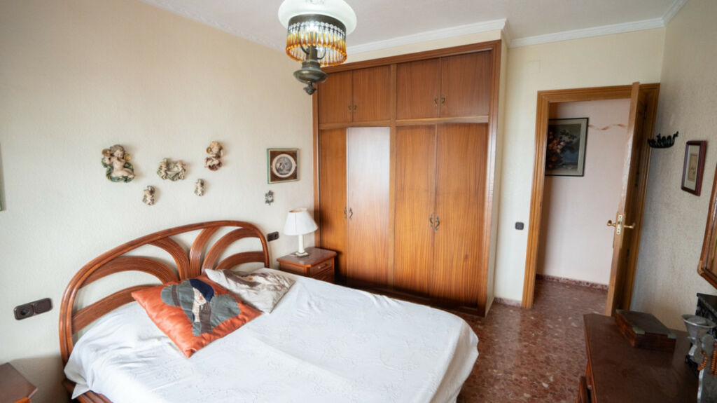 Middle Floor Apartment Torrevieja Alicante - image 23