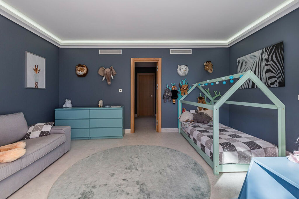 Detached Villa Benahavís Málaga - image 23