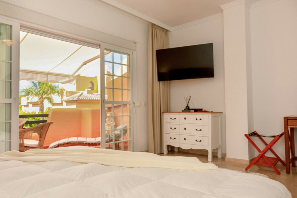 Townhouse The Golden Mile Málaga - image 23