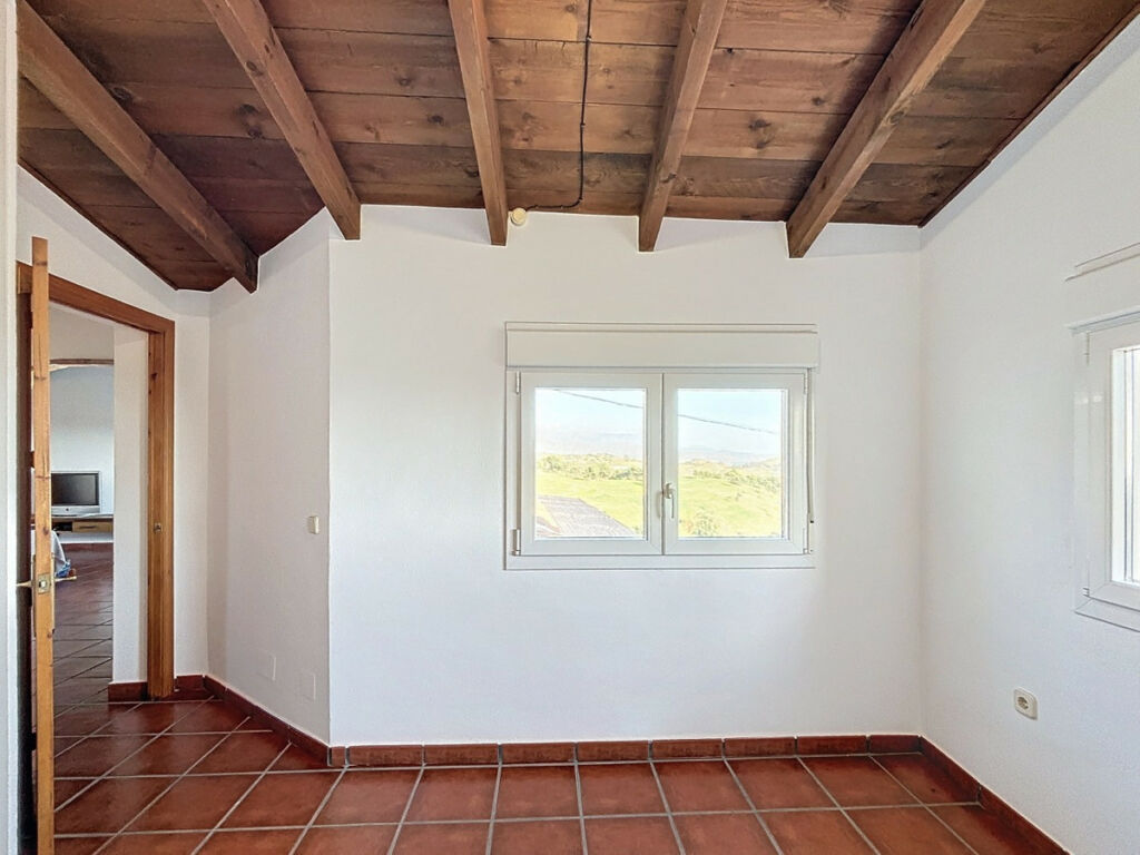 Detached Villa Almayate Málaga - image 24