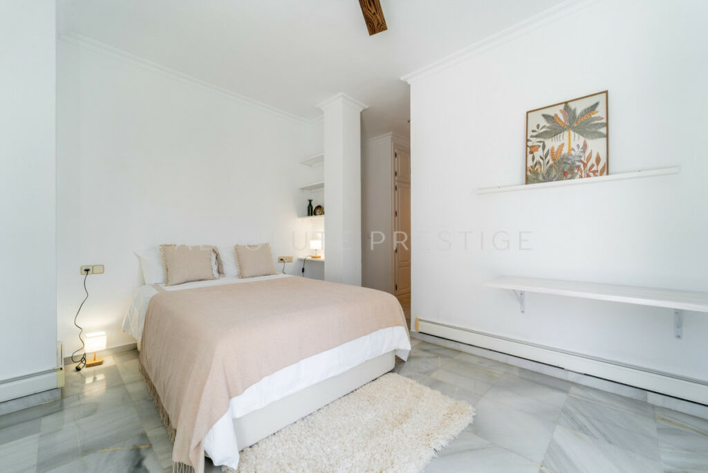 Detached Villa Nueva Andalucía Málaga - image 24