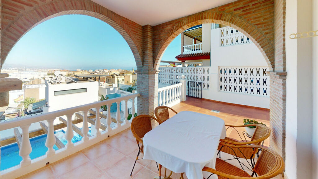 Detached Villa Torre del Mar Málaga - image 24
