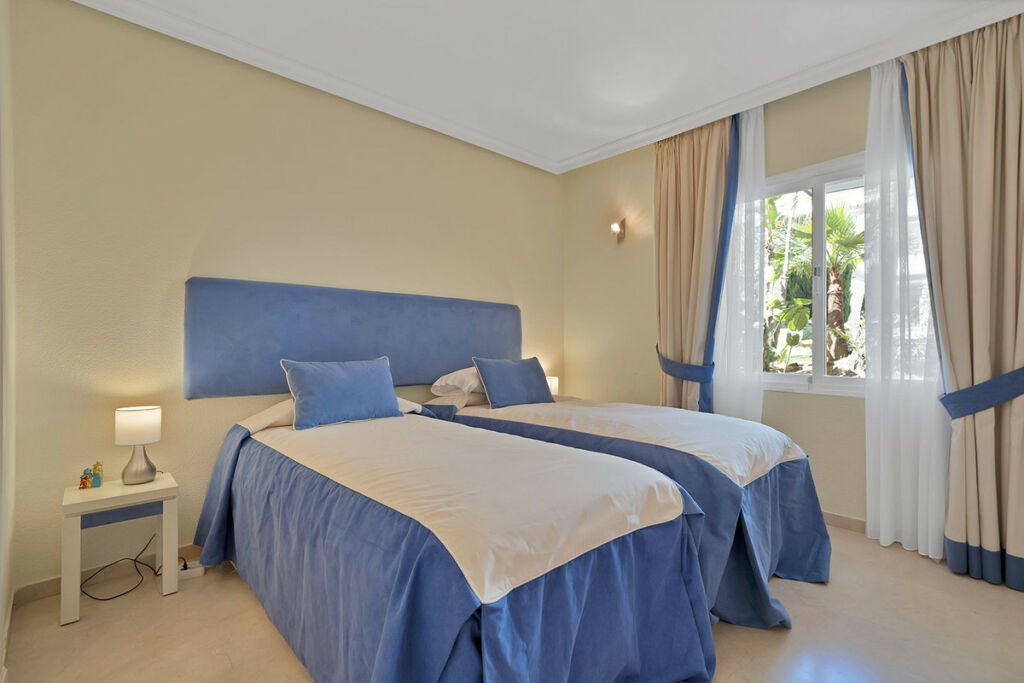 Ground Floor Apartment New Golden Mile Málaga - image 24