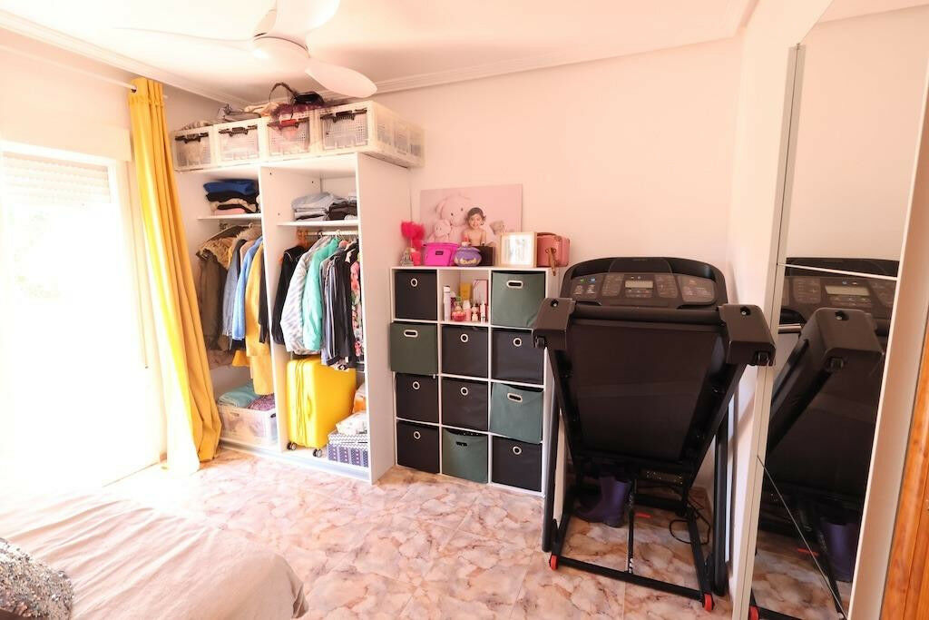 Detached Villa La Zenia Alicante - image 24
