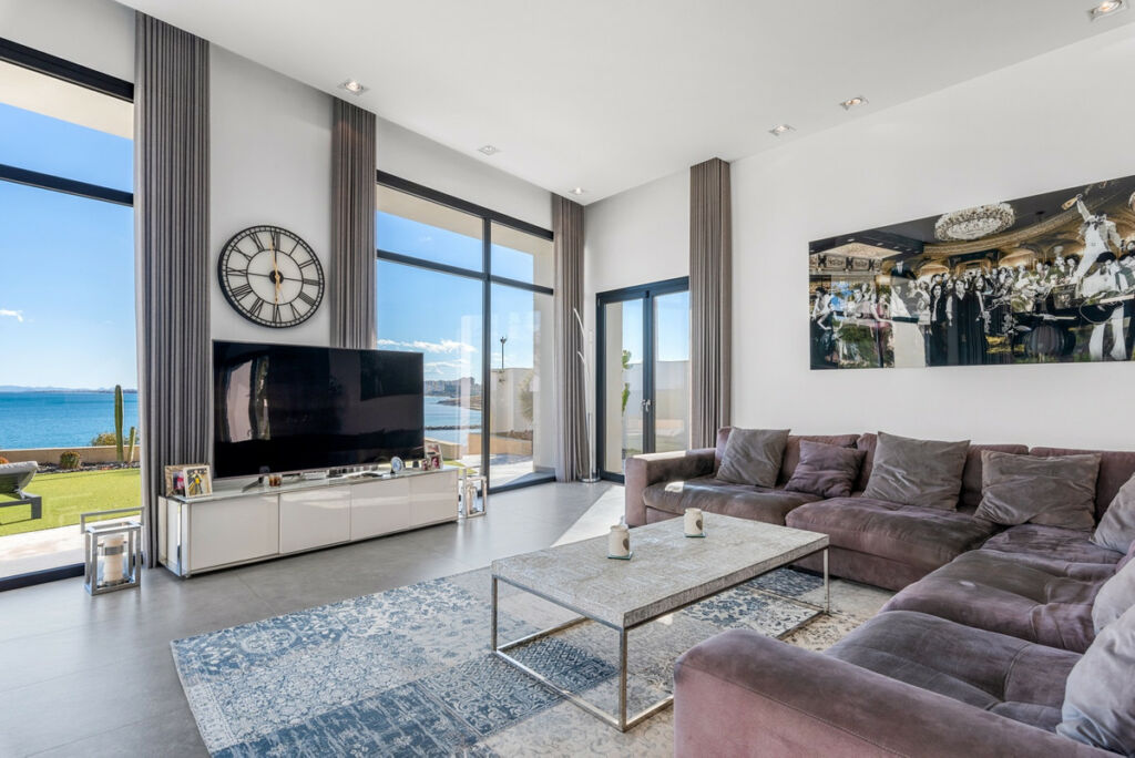 Detached Villa Cabo Roig Alicante - image 25