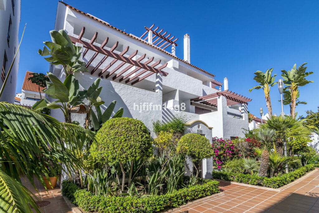 Ground Floor Apartment Nueva Andalucía Málaga - image 29