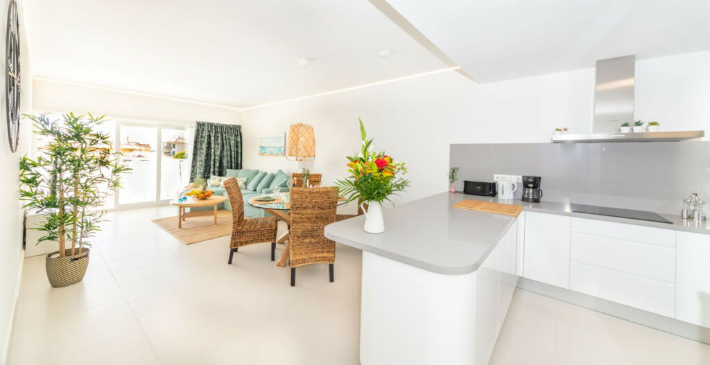 Ground Floor Apartment Carvajal Málaga - image 24