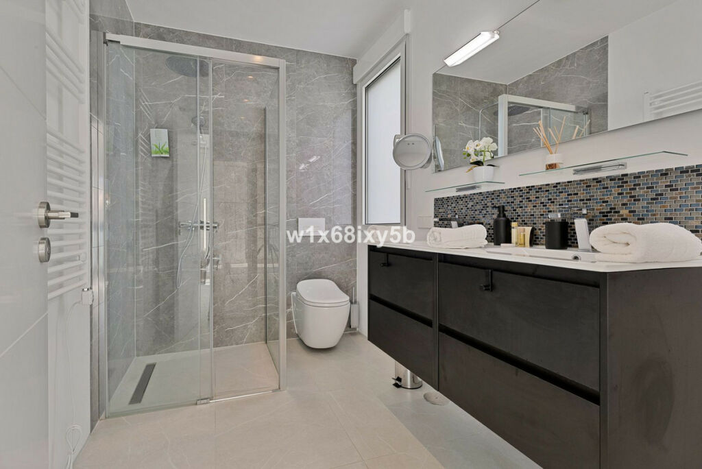 Detached Villa San Pedro de Alcántara Málaga - image 24
