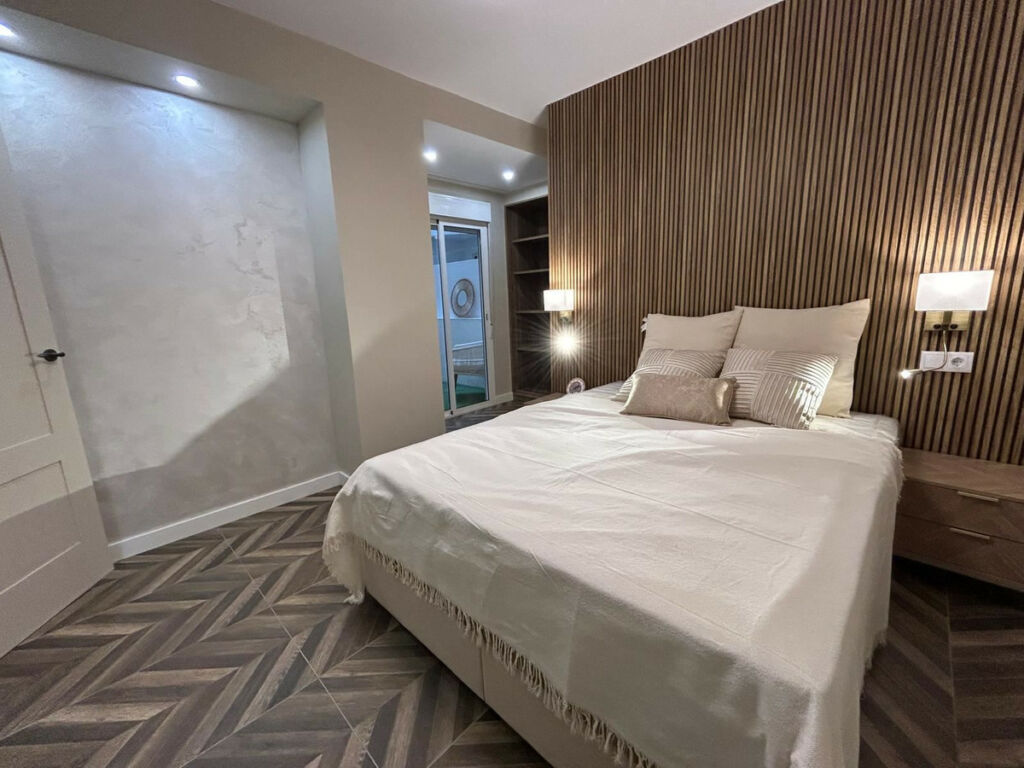 Middle Floor Apartment Alicante City Alicante - image 24