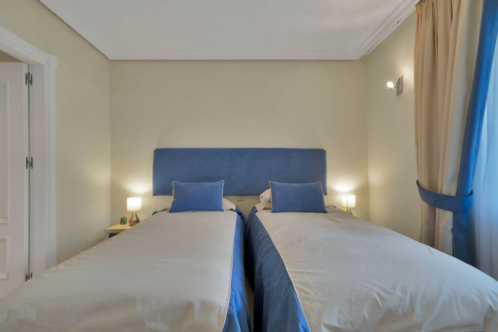 Ground Floor Apartment New Golden Mile Málaga - image 25