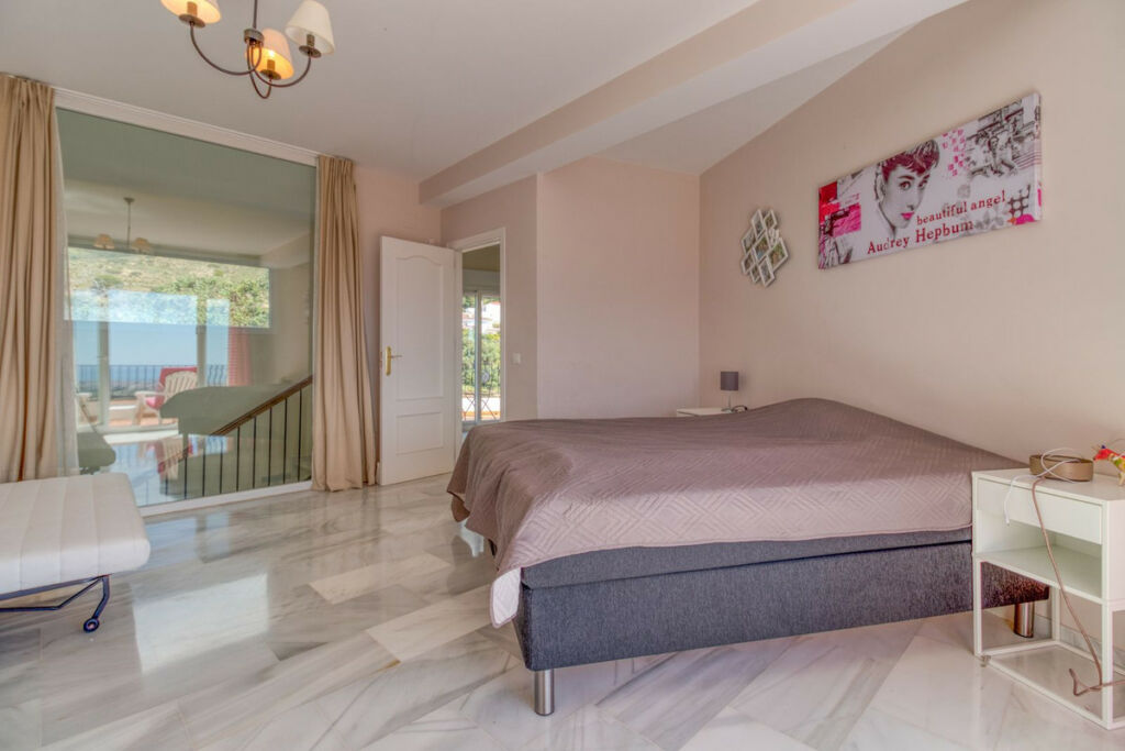 Detached Villa Mijas Málaga - image 24