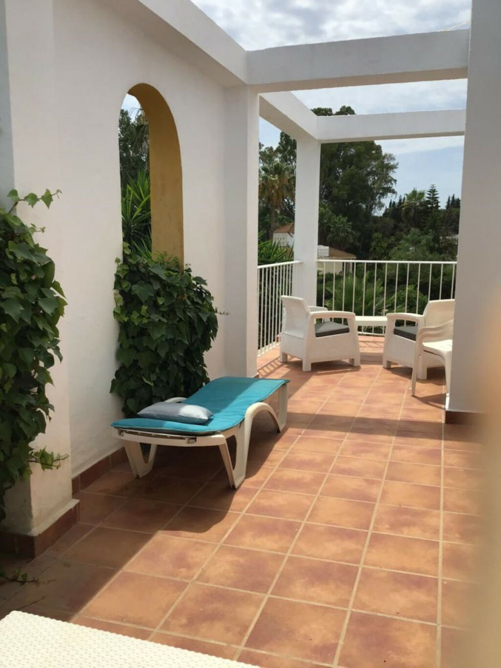 Detached Villa Nueva Andalucía Málaga - image 25