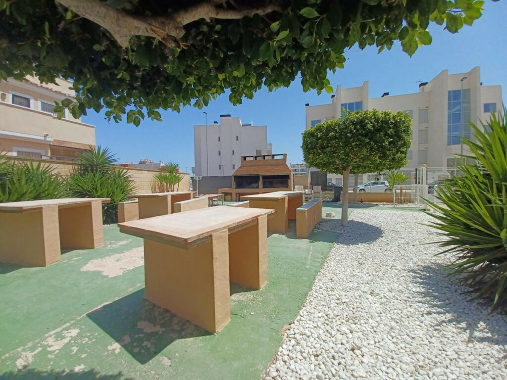 Middle Floor Apartment Los Dolses Alicante - image 25