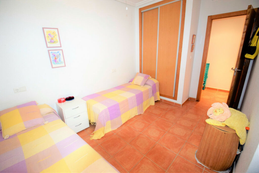 Middle Floor Apartment Guardamar del Segura Alicante - image 25