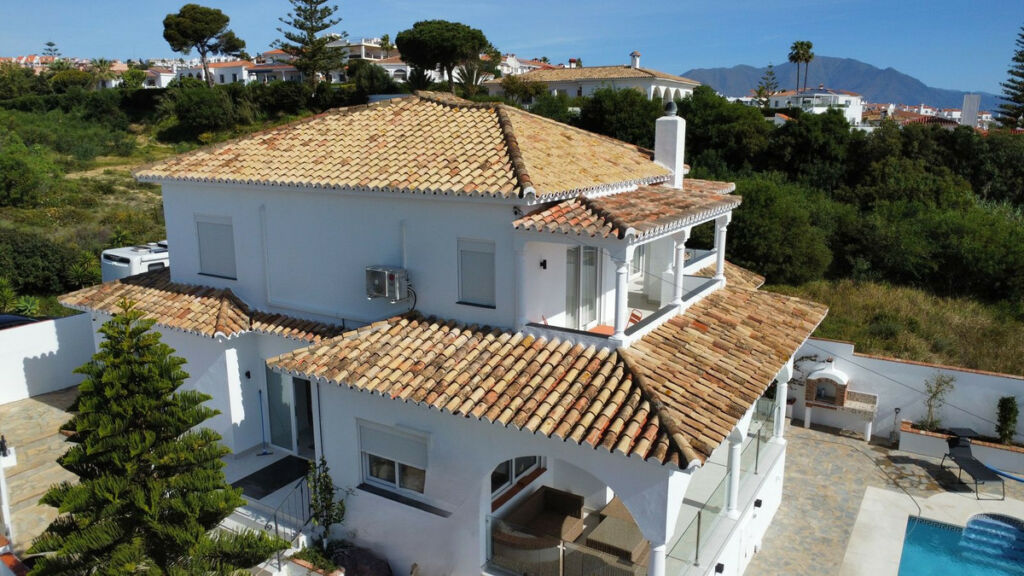 Detached Villa La Duquesa Málaga - image 25