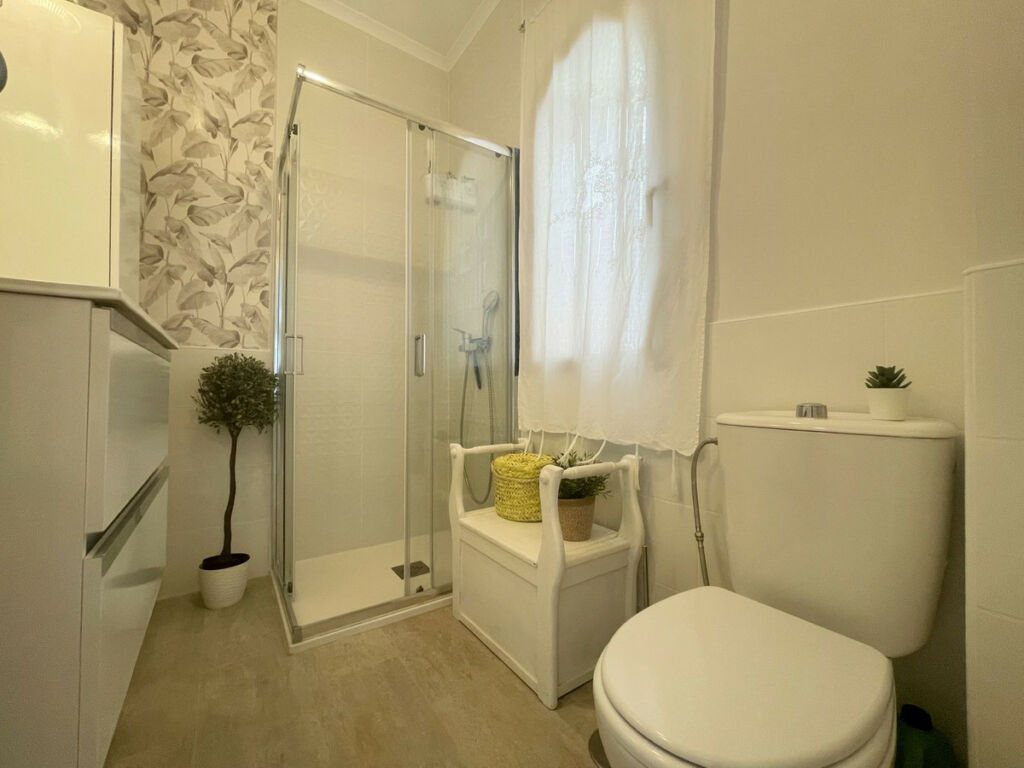 Ground Floor Apartment La Duquesa Málaga - image 25