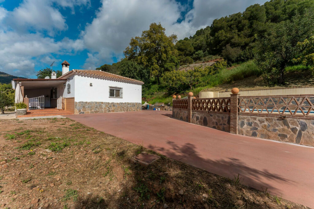 Detached Villa Coín Málaga - image 26
