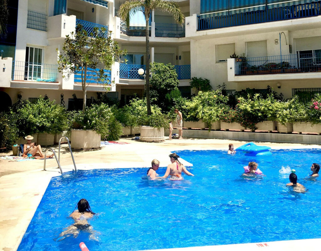 Middle Floor Apartment Estepona Málaga - image 25