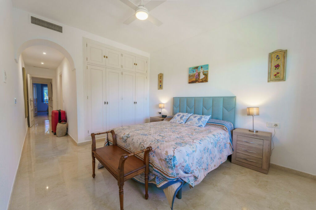 Ground Floor Apartment New Golden Mile Málaga - image 25