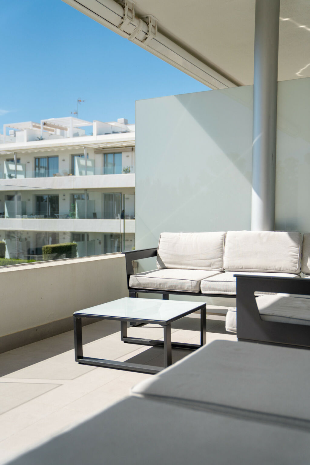 Middle Floor Apartment Estepona Málaga - image 27