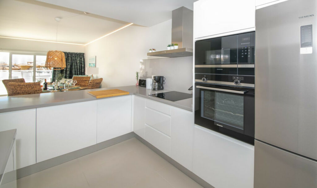Ground Floor Apartment Carvajal Málaga - image 25