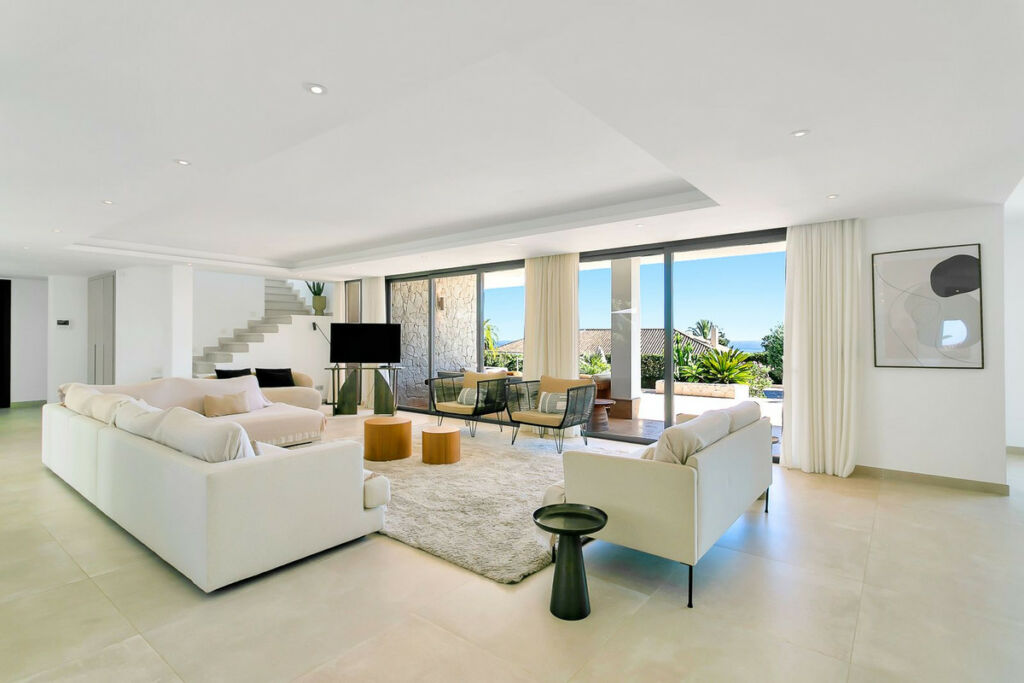 Detached Villa Cabopino Málaga - image 26