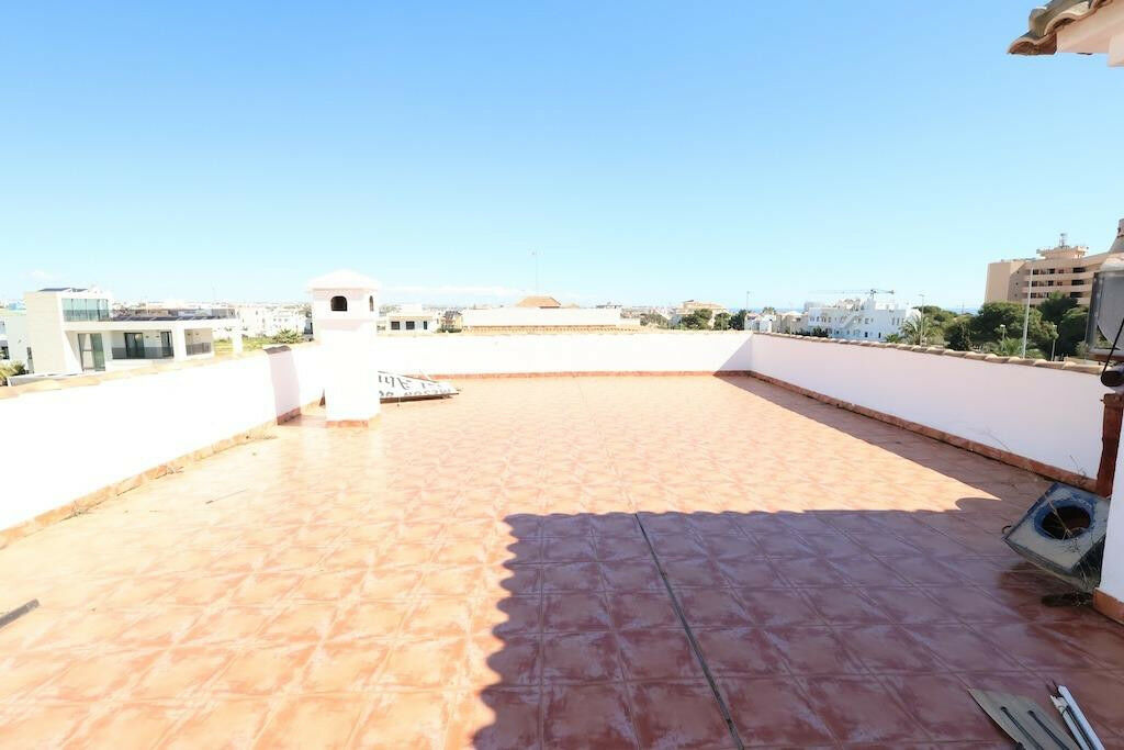 Detached Villa La Zenia Alicante - image 26