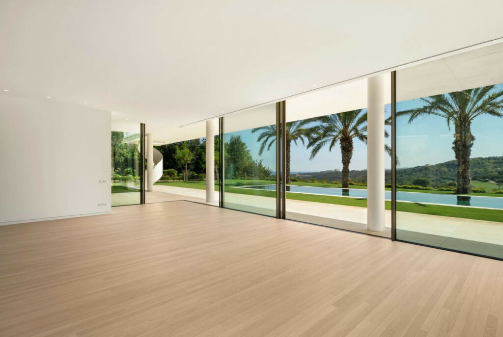 Detached Villa Casares Málaga - image 13