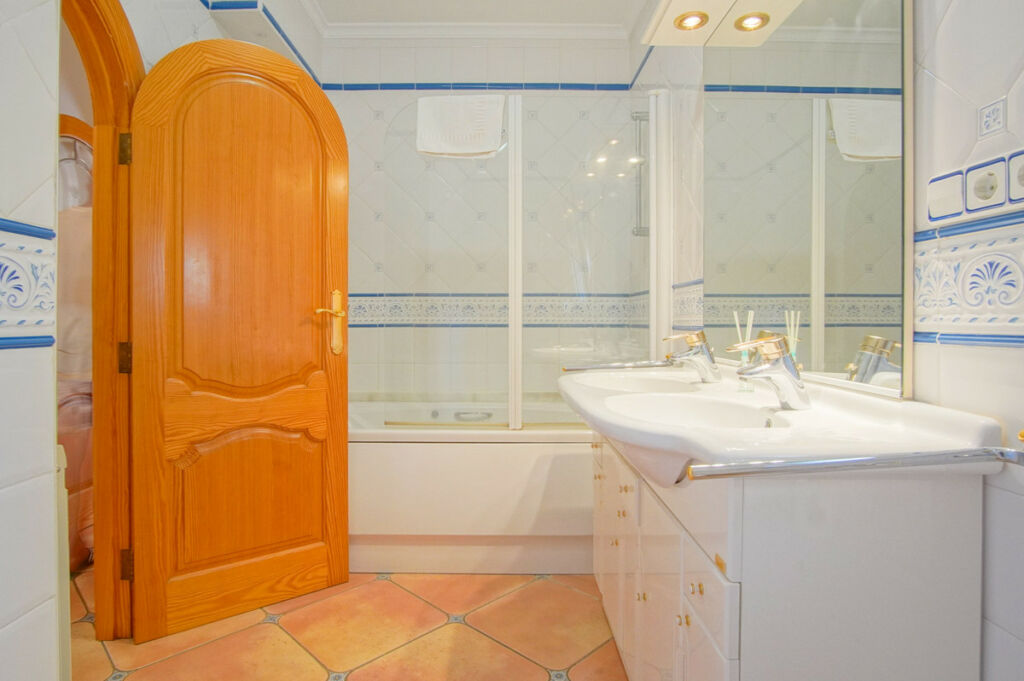 Detached Villa Benissa Alicante - image 26