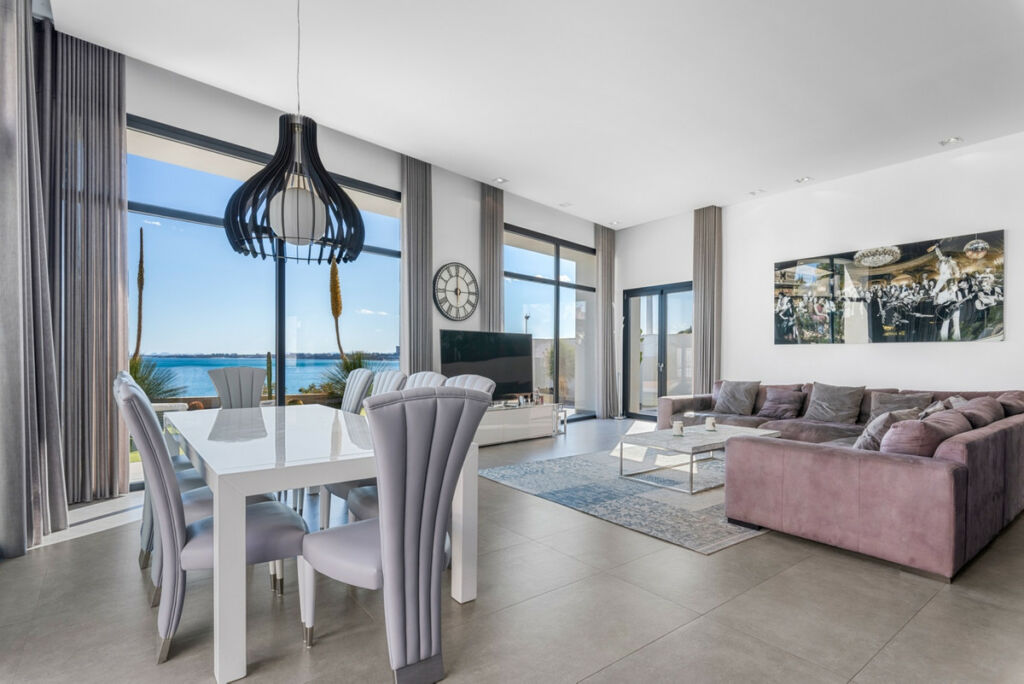 Detached Villa Cabo Roig Alicante - image 27