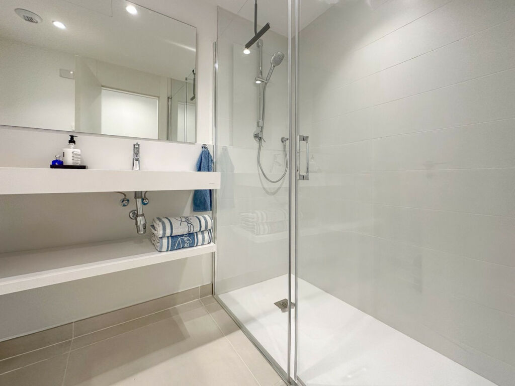 Ground Floor Apartment Higueron Málaga - image 20
