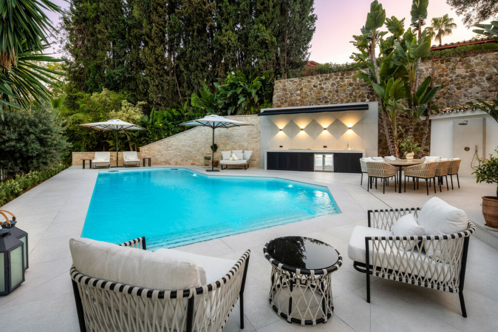 Detached Villa Benahavís Málaga - image 29