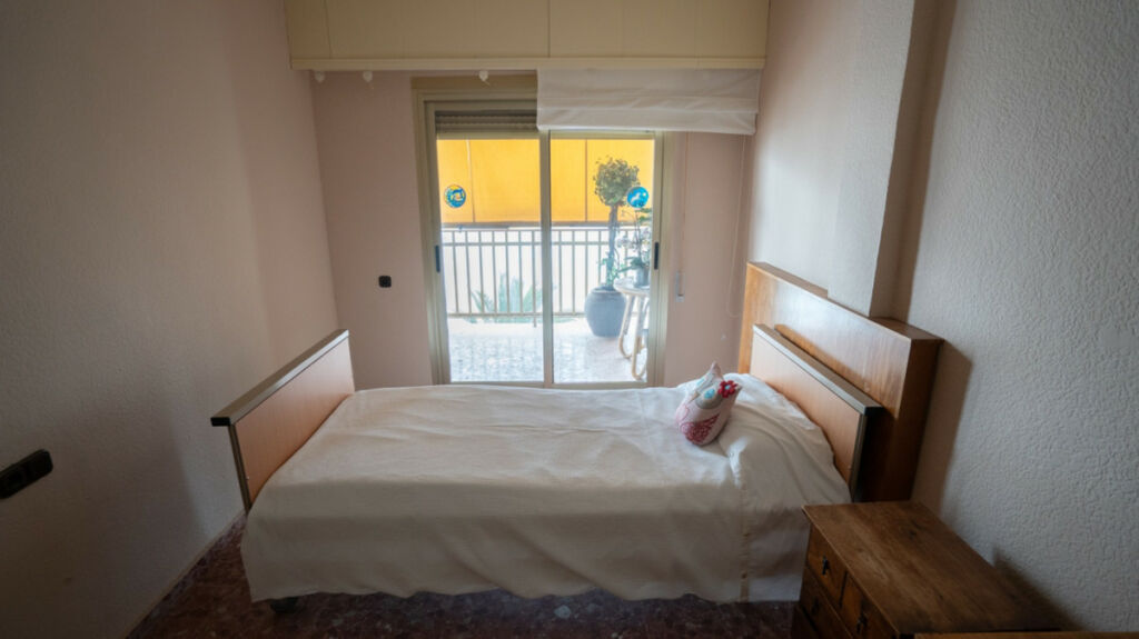 Middle Floor Apartment Torrevieja Alicante - image 26