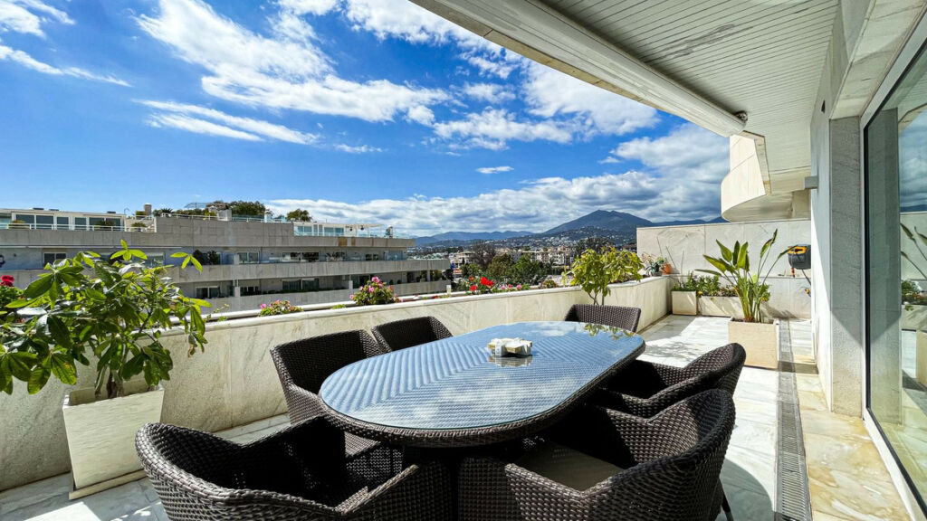 Penthouse Puerto Banús Málaga - image 26