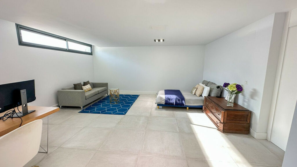 Duplex Cabopino Málaga - image 26