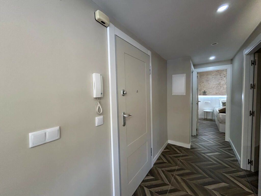 Middle Floor Apartment Alicante City Alicante - image 26