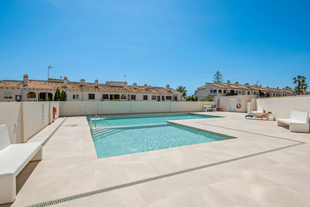 Middle Floor Apartment La Zenia Alicante - image 26