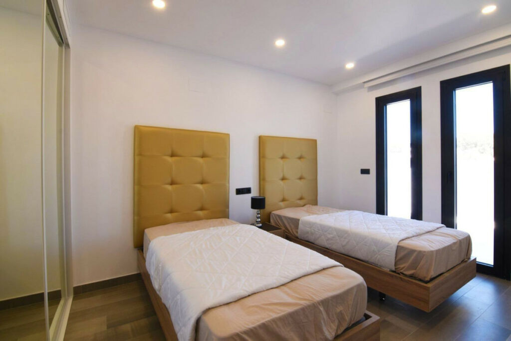 Detached Villa Calpe Alicante - image 27