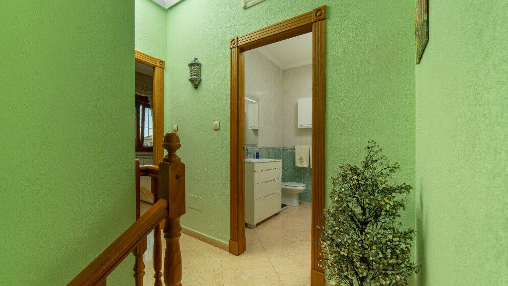 Detached Villa Los Altos Alicante - image 27