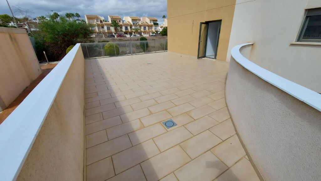 Ground Floor Apartment Villamartin Alicante - image 27