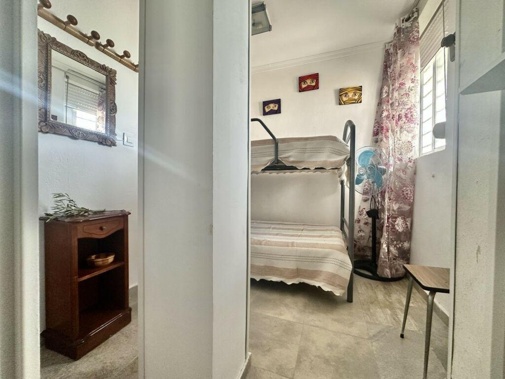 Middle Floor Apartment Fuengirola Málaga - image 28