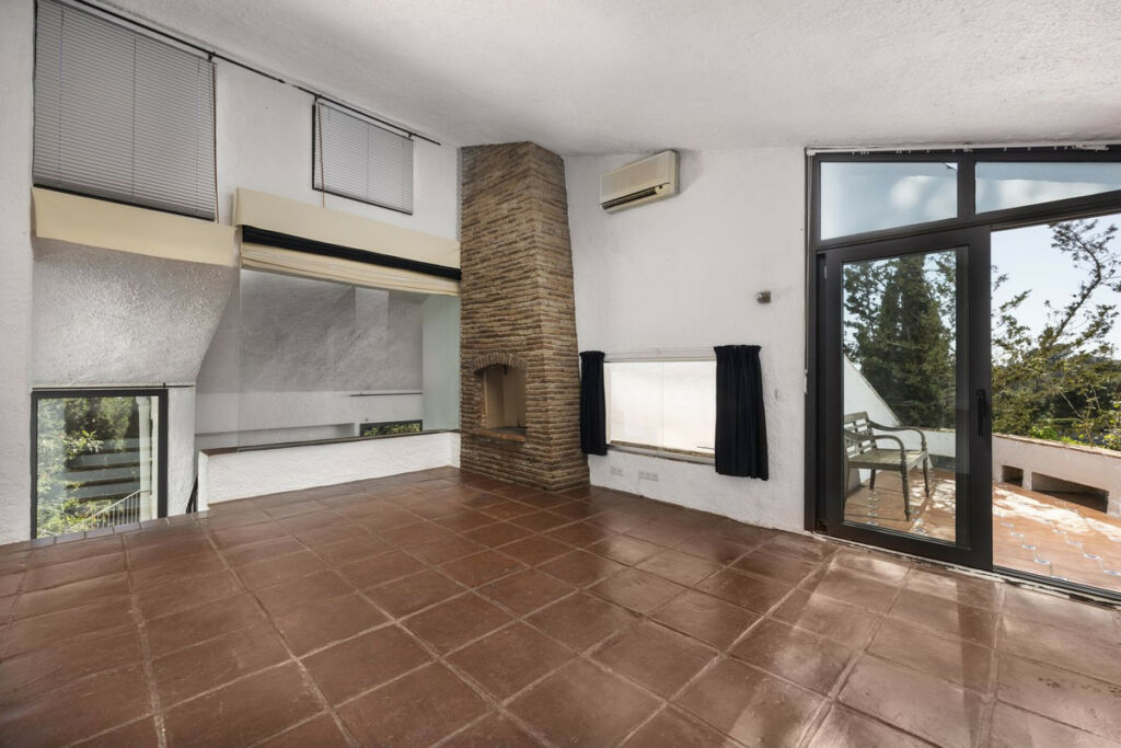 Detached Villa Mijas Málaga - image 27