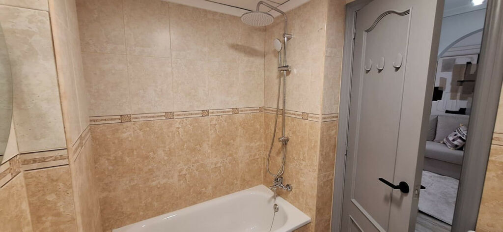 Middle Floor Apartment Torrevieja Alicante - image 26