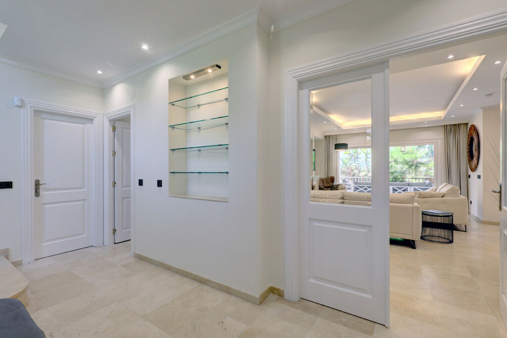 Detached Villa Cabopino Málaga - image 23