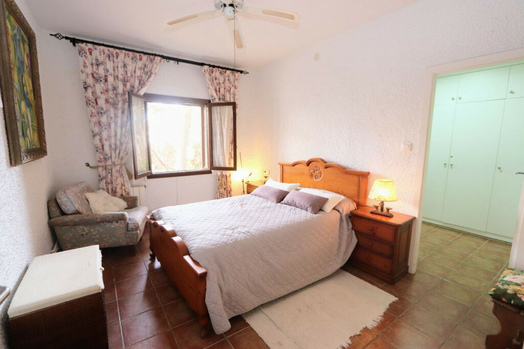 Detached Villa Cabo Roig Alicante - image 27