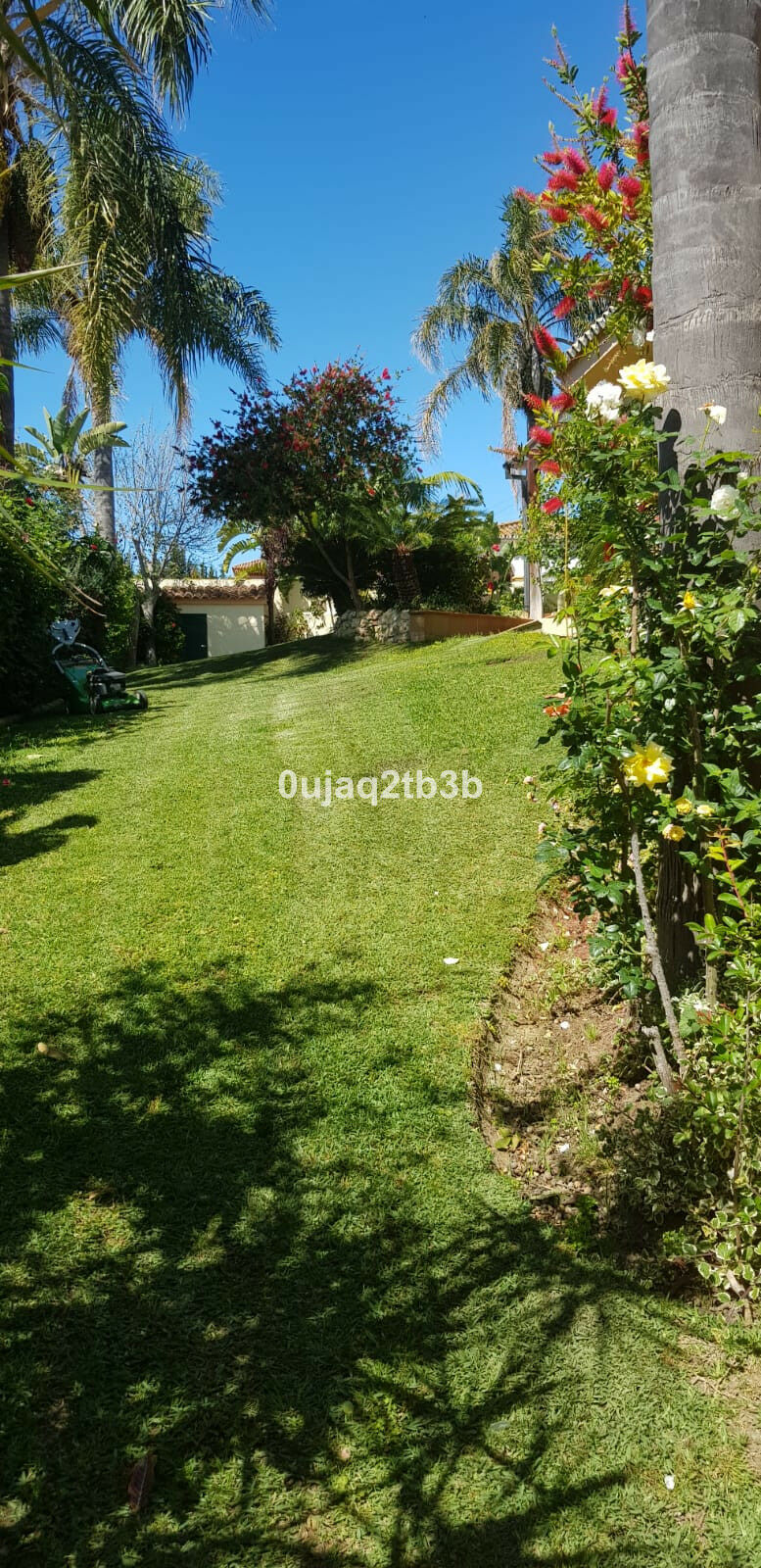 Detached Villa New Golden Mile Málaga - image 27